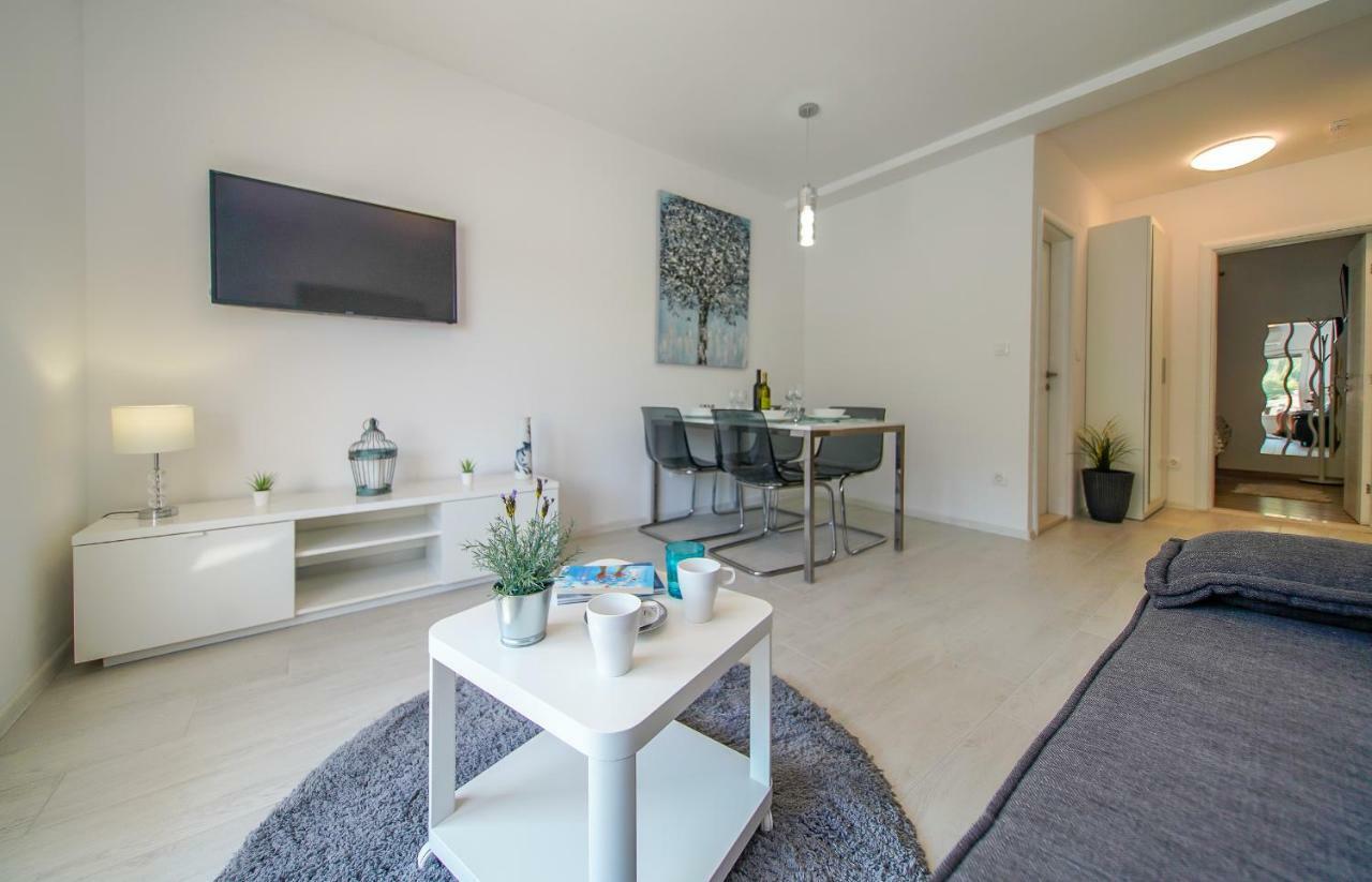 Apartmani Ponta สตอน ภายนอก รูปภาพ